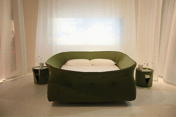 Lago Nest-Like Bed, Impossible to Fall From
