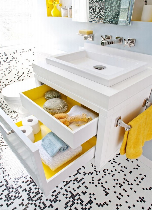 Pixilated Bathroom Design Made with Mosaic Bathroom Tiles