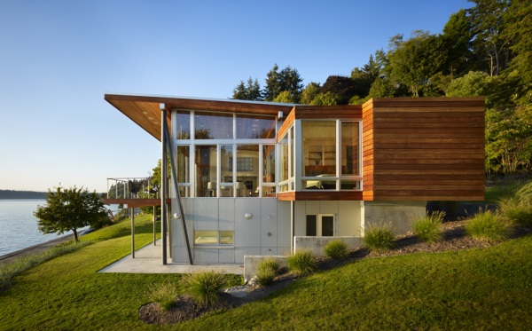 A Home with an Ingenious Addition: “Vashon Cabin” in USA