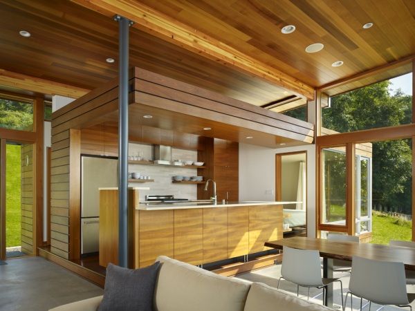 A Home with an Ingenious Addition: “Vashon Cabin” in USA