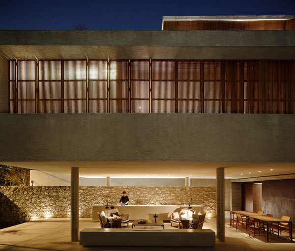 House 6, a Showcase of Contemporary Living in Brazil