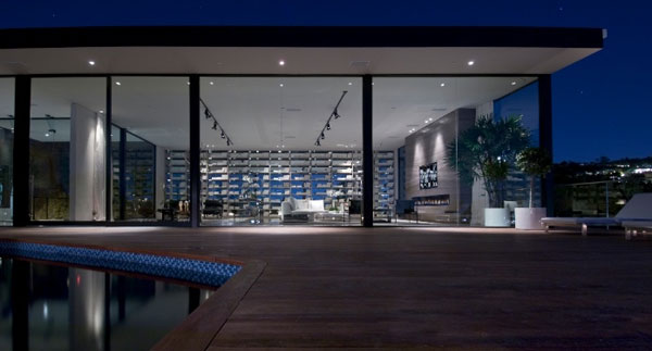 Spectacular Beverly Hills Residence, a Showcase of Modern Living